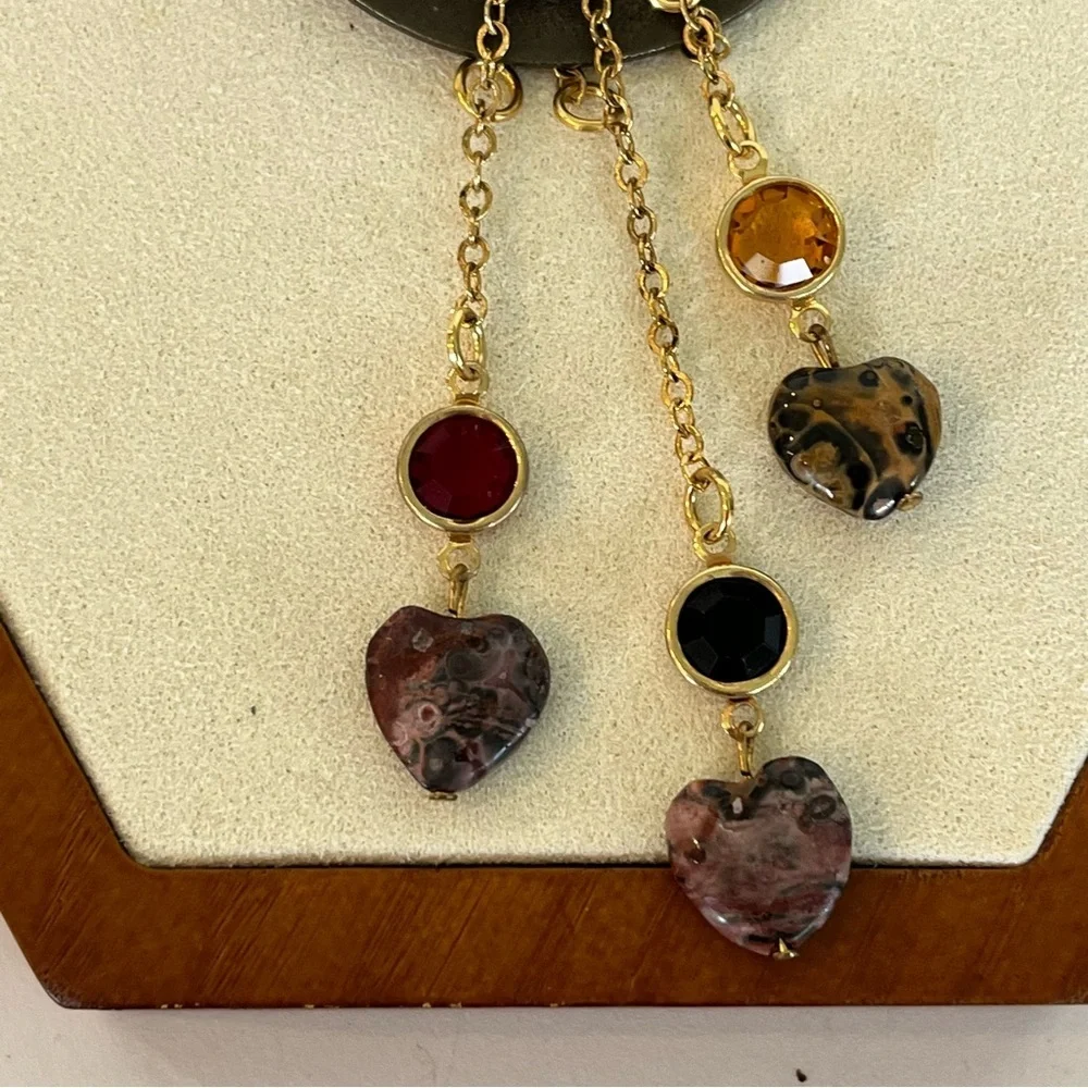 Vintage 80s Brooch with Quartz Heart Charms and Colored Gemstones - Picture 4 of 7